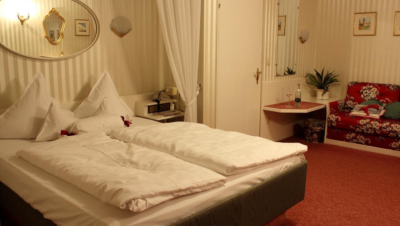 Hotel-Restaurant Lindenhof Kreuzwertheim Zewnętrze zdjęcie